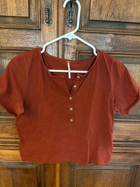 Free People Rust Button-Front Crop Tee